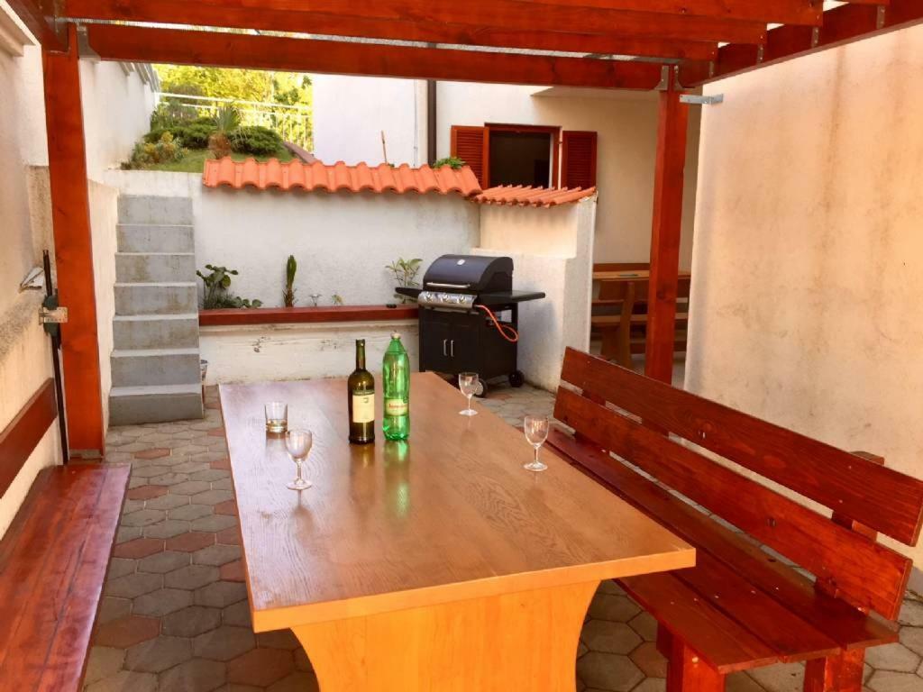 Amz Ap3 Apartment Jadranovo Luaran gambar